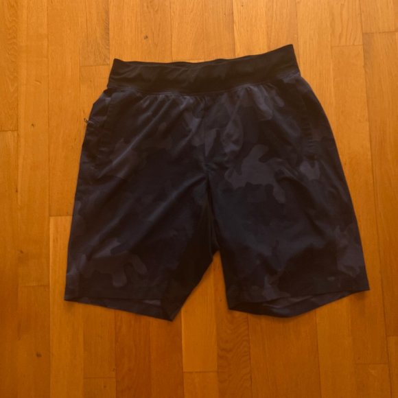 lululemon athletica Other - lululemon THE linerless short, 9in inseam, M